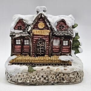 Vintage 1985 Mann Christmas Train Station House Lighted Resin Village Figurine